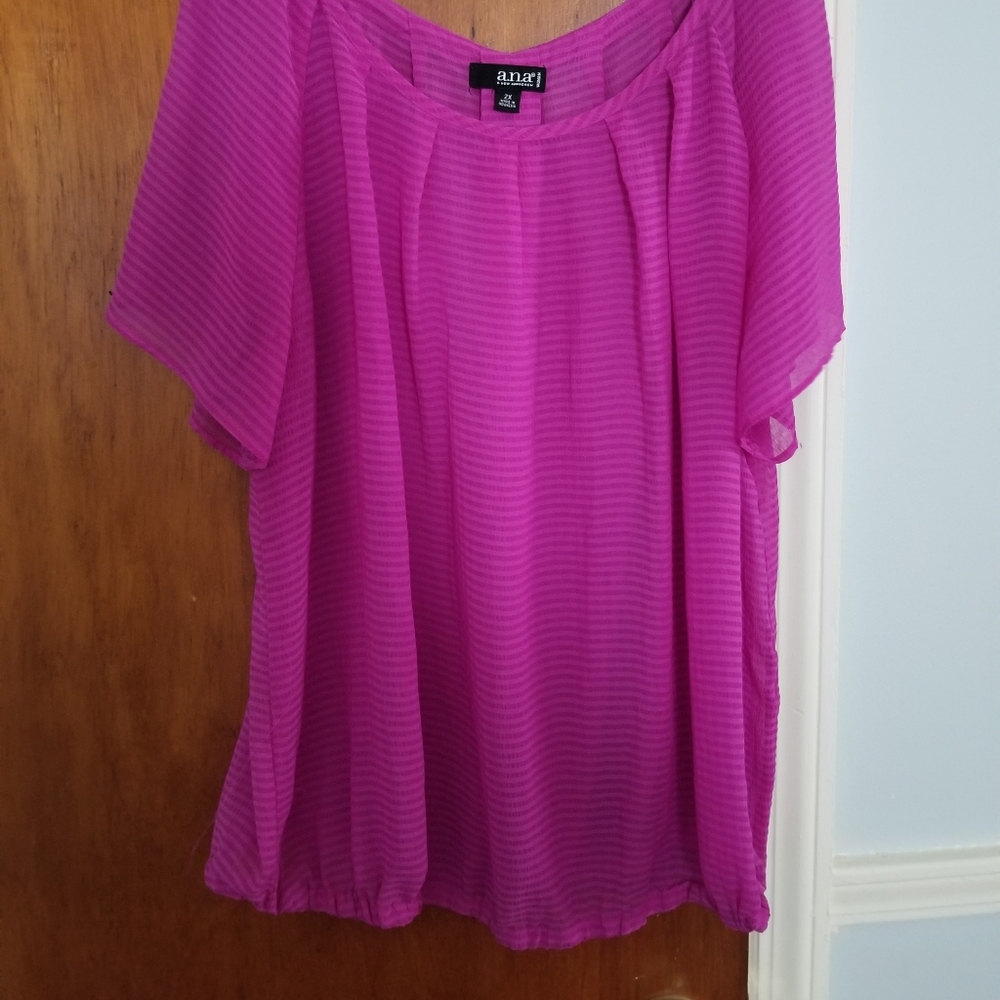 Top/Blouse - Picture 2 of 5